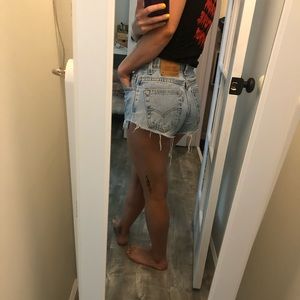 Levi’s 550 vintage cut off shorts high rise 24/25
